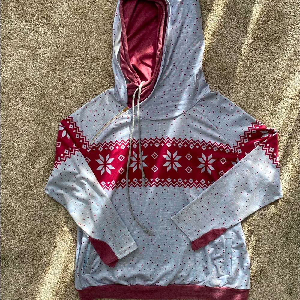 NWOT Double Hooded Winter/Snowflake Sweatshirt, Sz XXL
